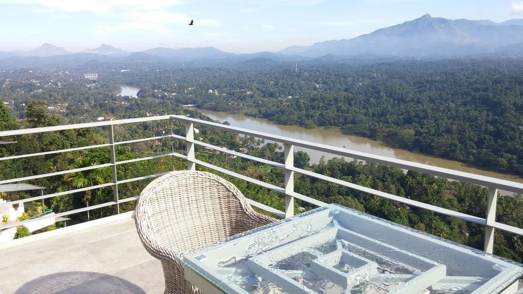 Sky Pavilion Kandy Exterior photo